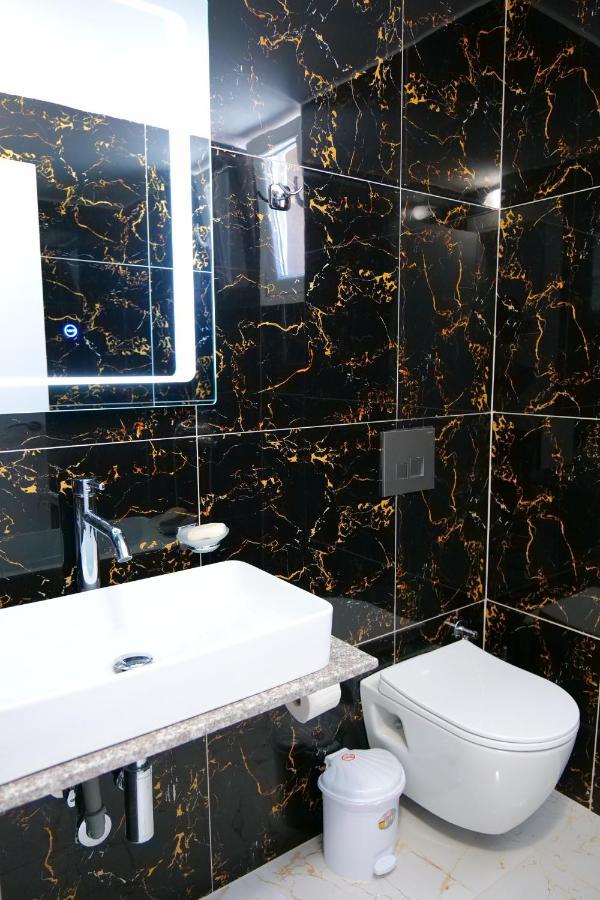 Elite Hotel Saranda Kültér fotó