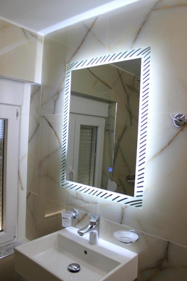 Elite Hotel Saranda Kültér fotó