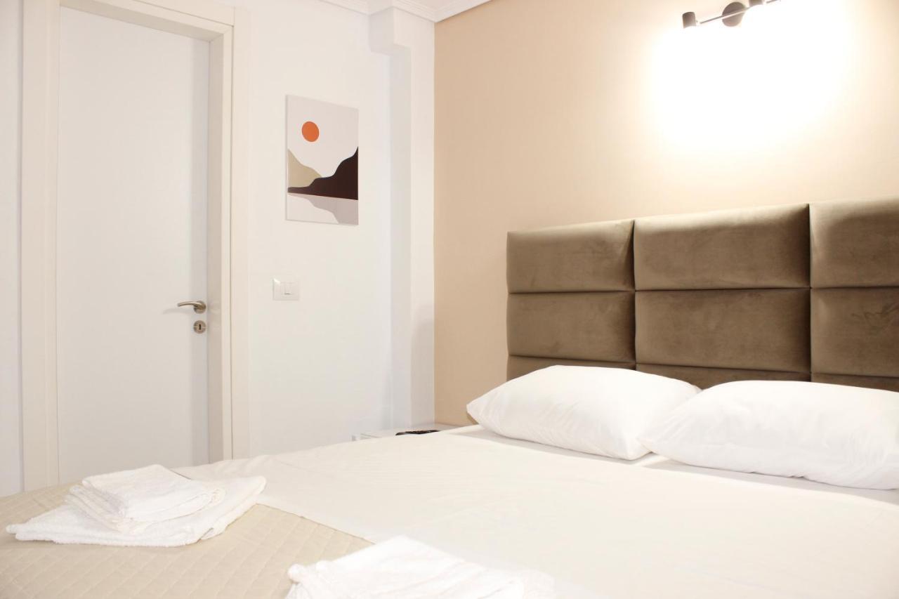 Elite Hotel Saranda Kültér fotó
