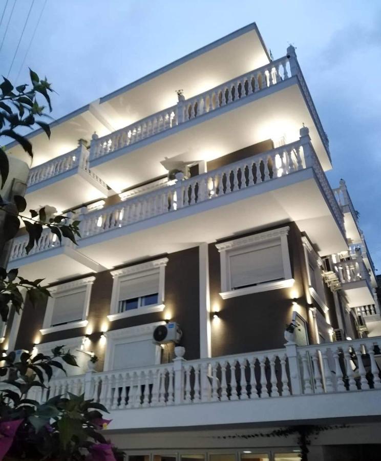 Elite Hotel Saranda Kültér fotó